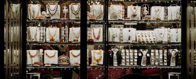 Featured image 6 Helpful Tips for Running a Jewelry Store in The United States 800x324 - 6 Helpful Tips for Running a Jewelry Store in The United States
